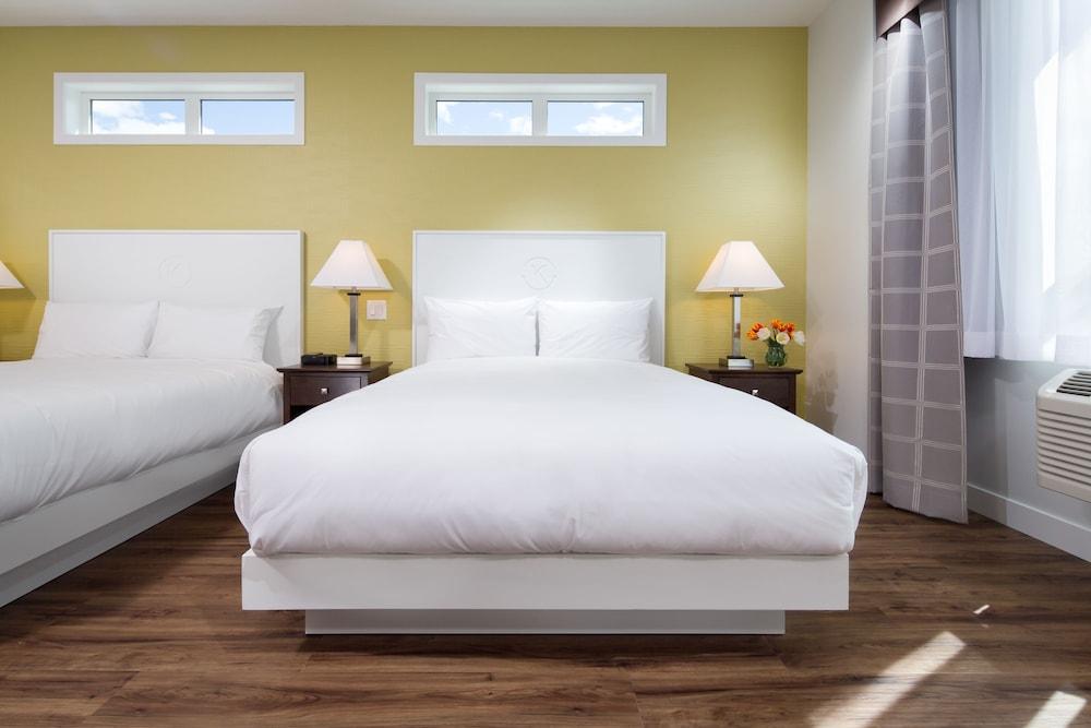 Econo Lodge Inn & Suites Kelowna Luaran gambar