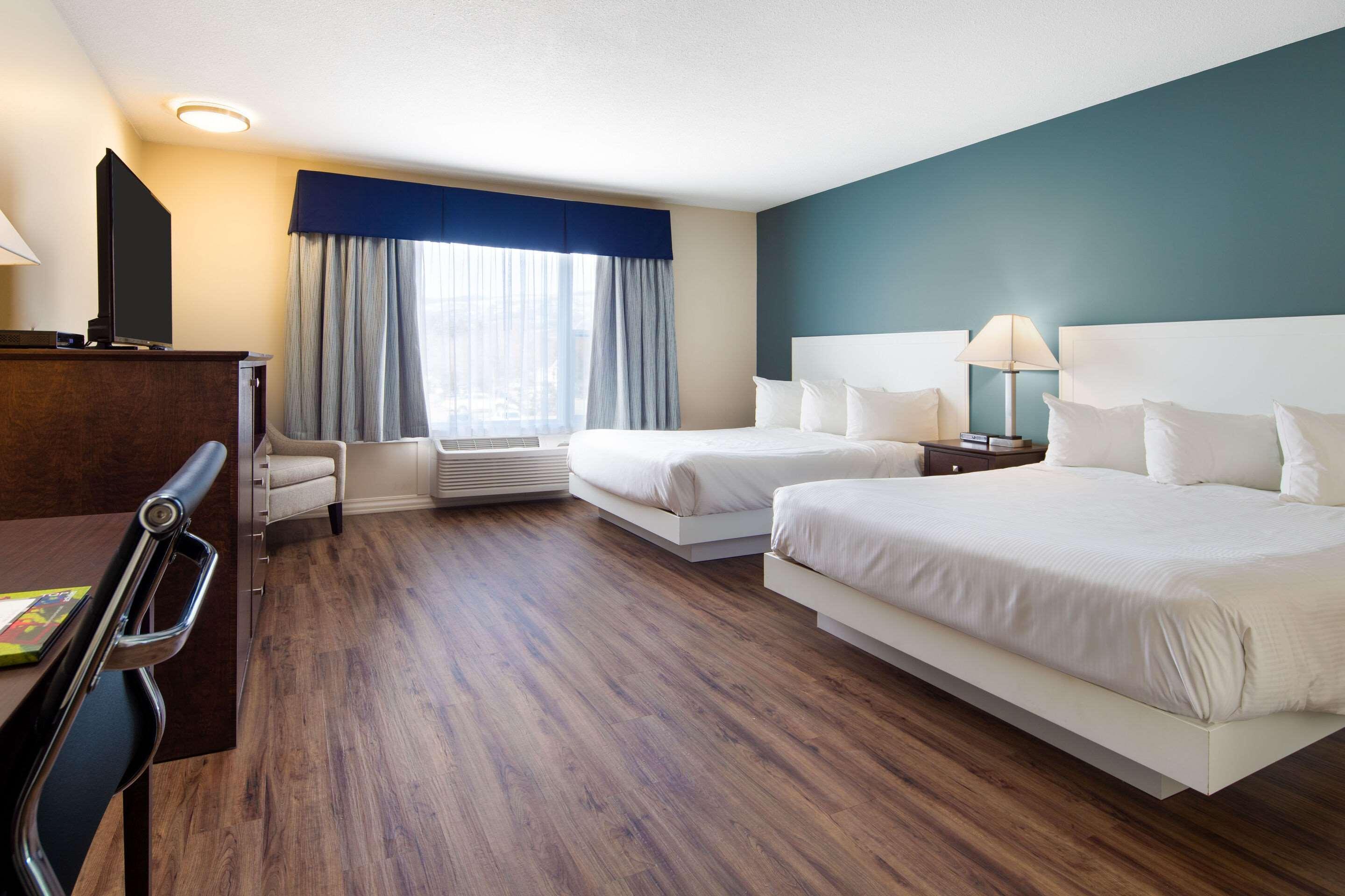 Econo Lodge Inn & Suites Kelowna Luaran gambar