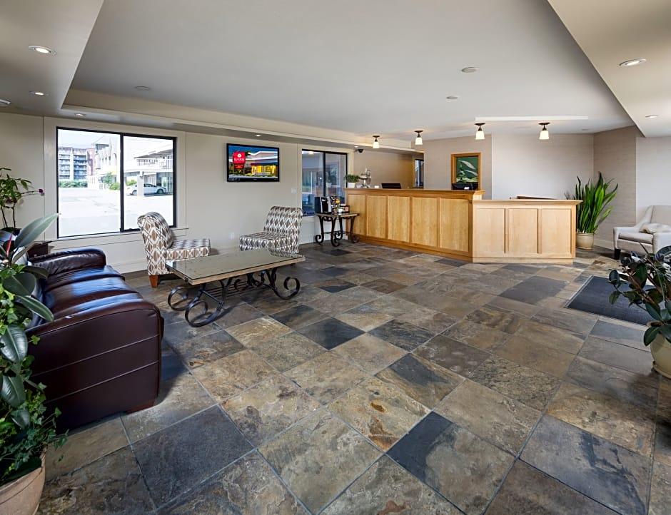 Econo Lodge Inn & Suites Kelowna Luaran gambar