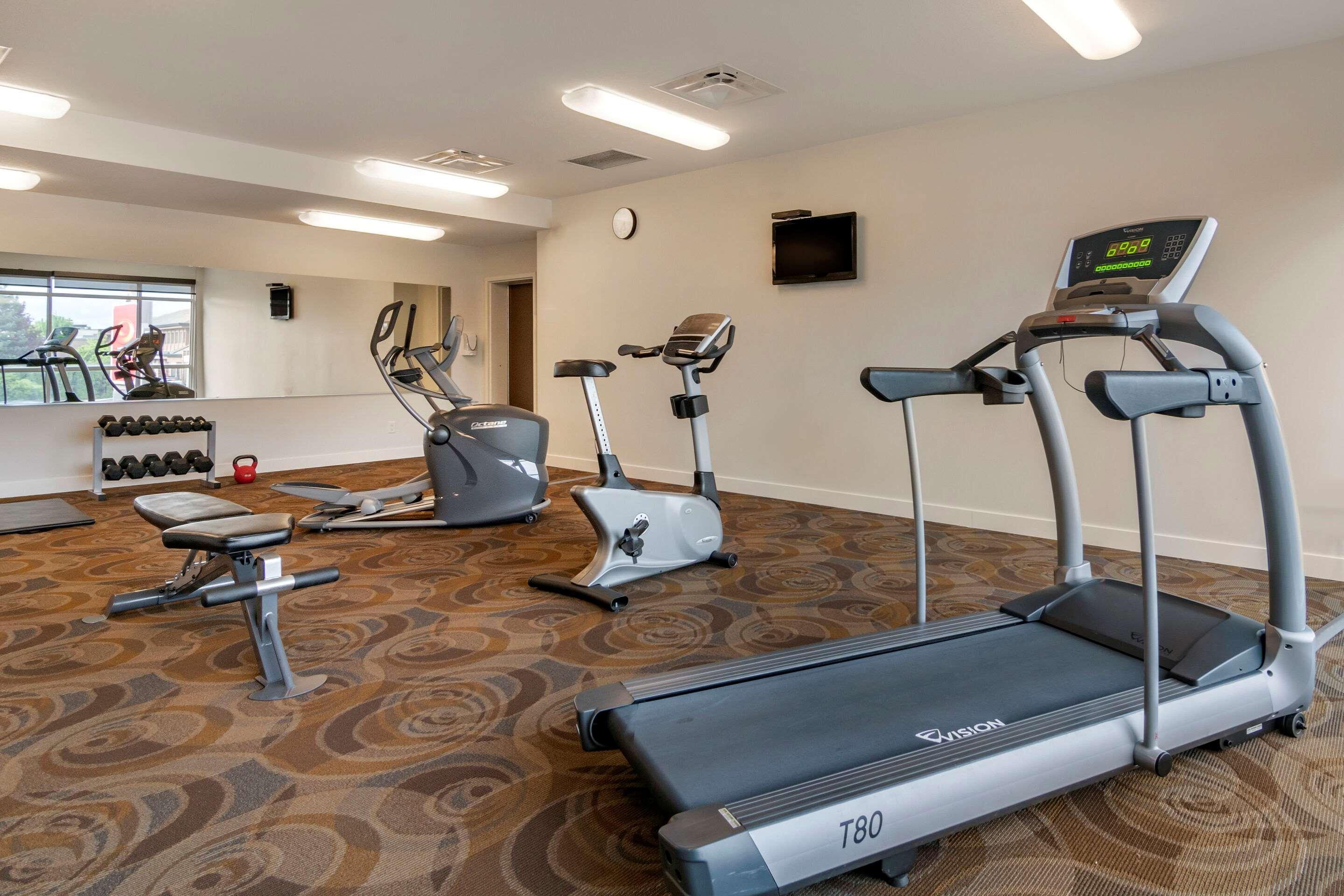 Econo Lodge Inn & Suites Kelowna Luaran gambar