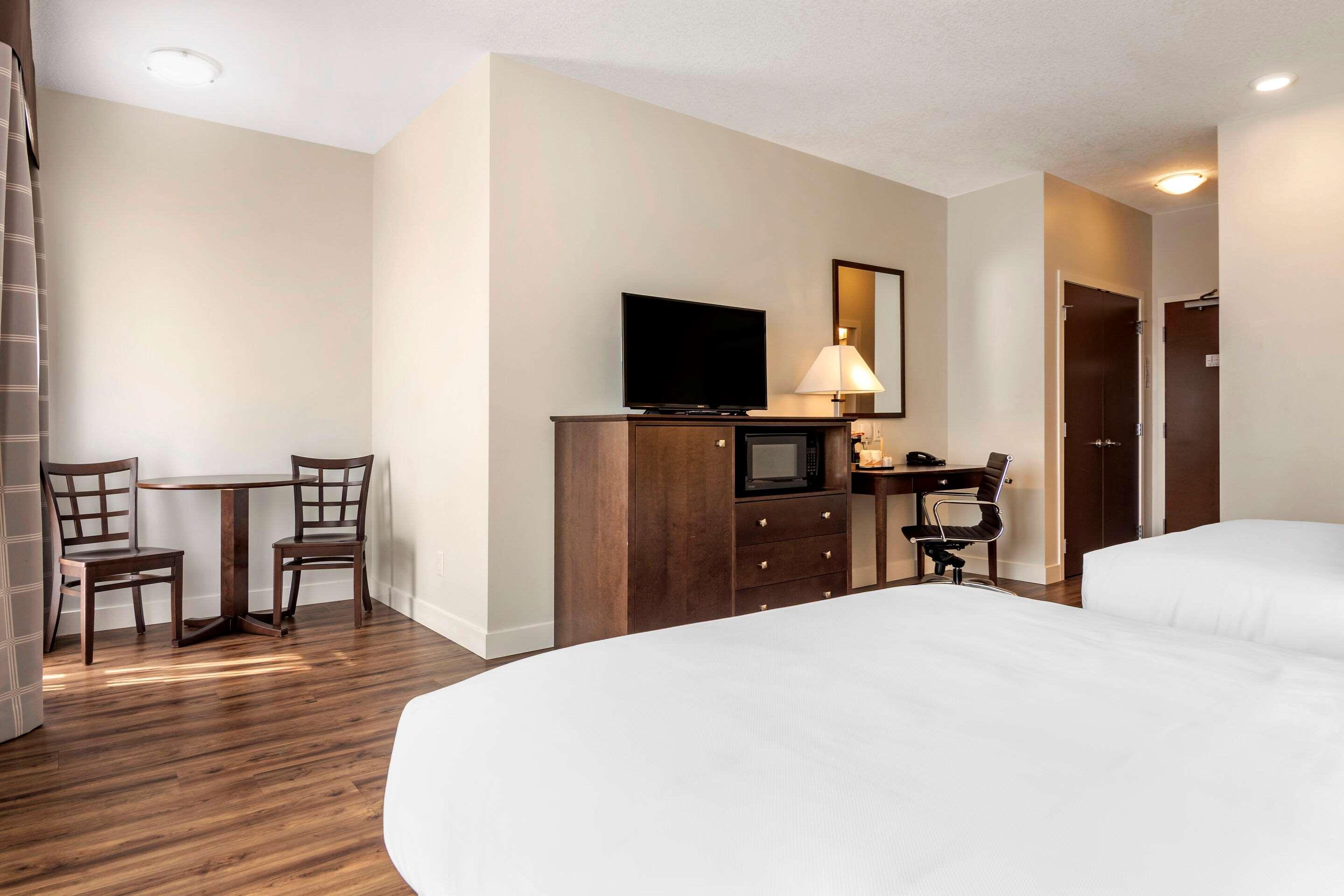 Econo Lodge Inn & Suites Kelowna Luaran gambar